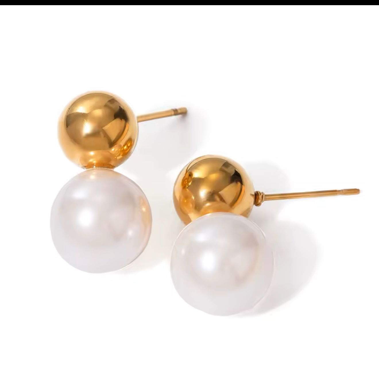 Aurora Grace Pearl Studs