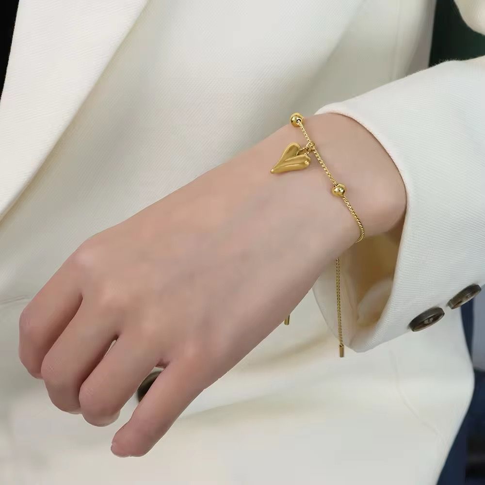 Aurum Amour Heart Bracelet