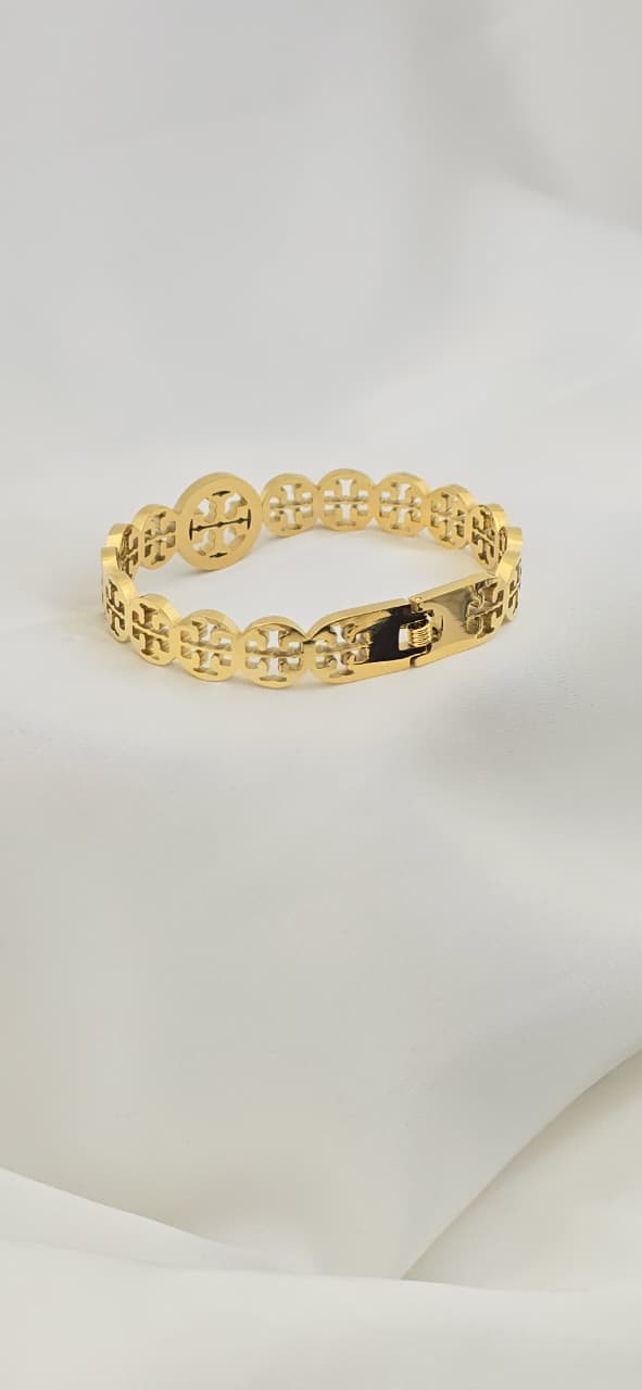TORY BURCH INSPIRED HANDCUFF