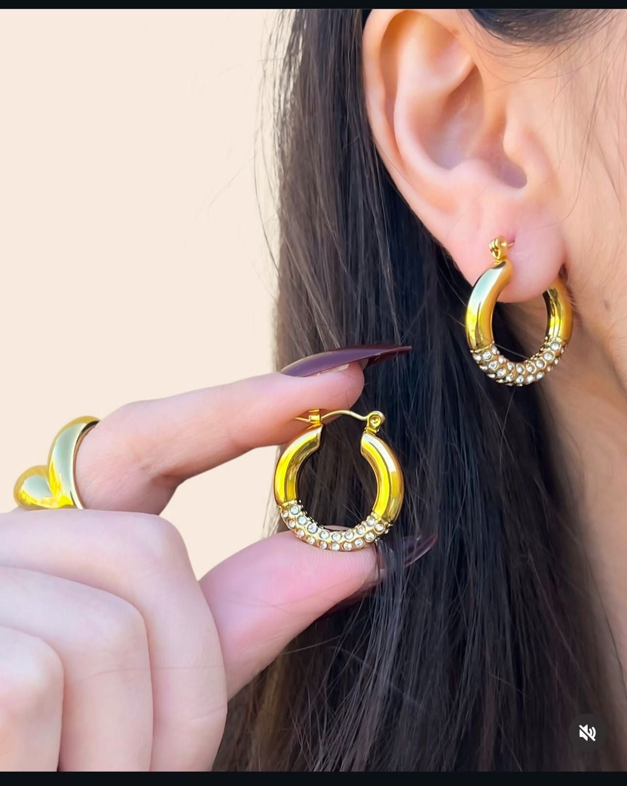 PREMIUM CIRCLE EARRINGS RETRO EXAGGERATED