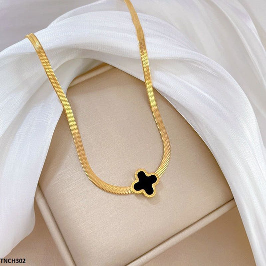 FURNACE NECKLACE