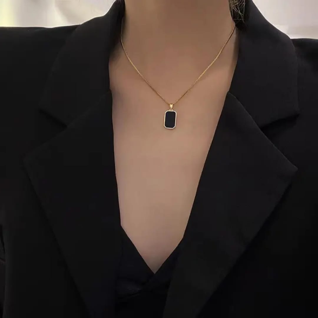 Black Stone Pendant Necklace