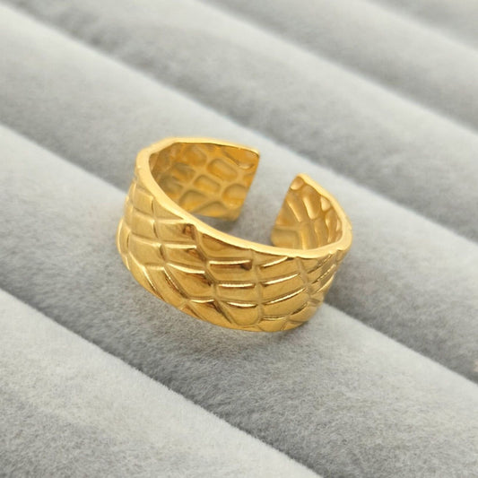 Golden Croco Textured Adjustable Ring