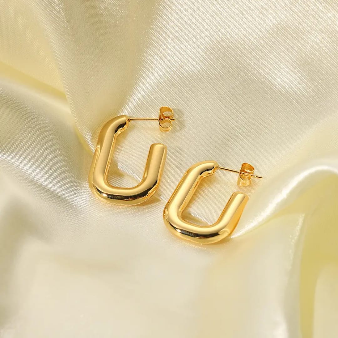 Bold Curve Gold Hoop Earrings