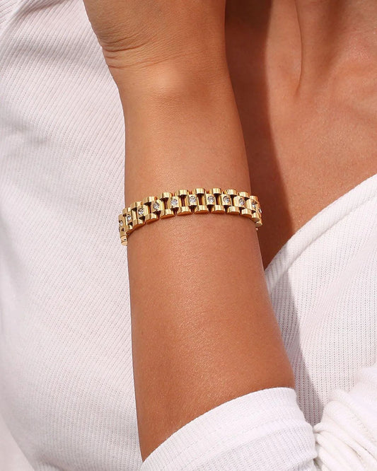 Regal Link Gold Bracelet with Crystal Accents