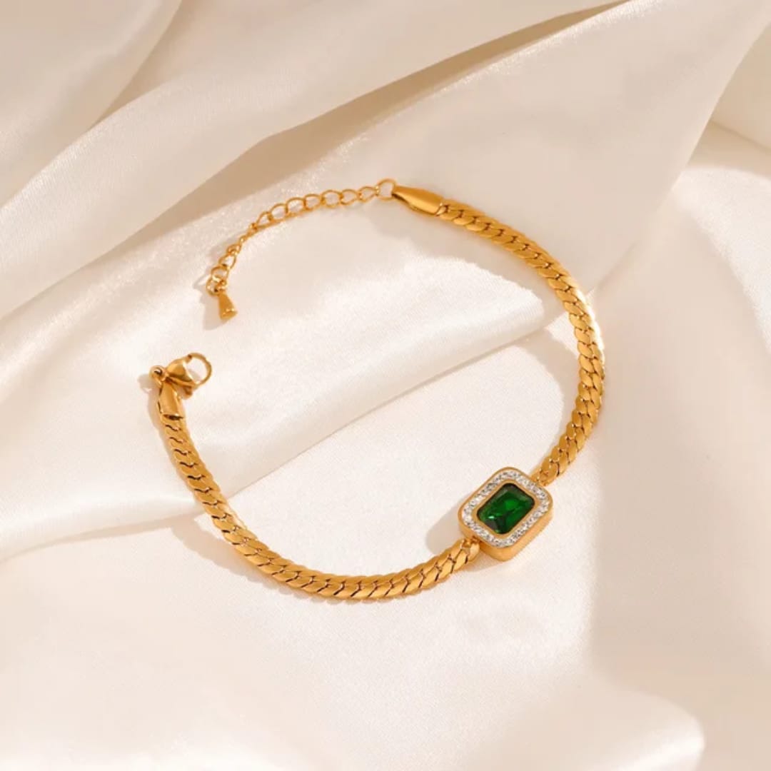 Emerald Radiance Gold Bracelet