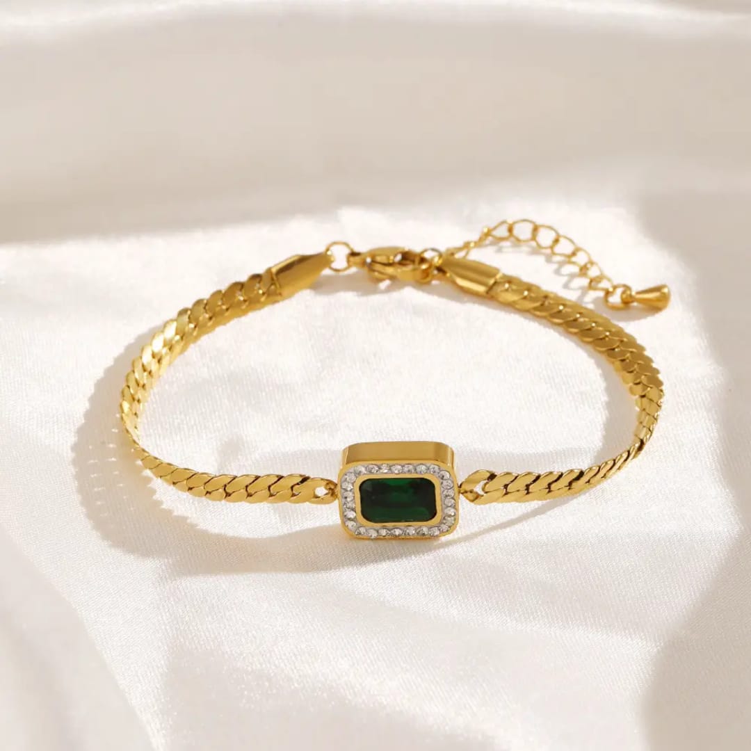 Emerald Radiance Gold Bracelet