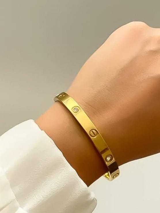 Eterna Luxe Screw Bangle